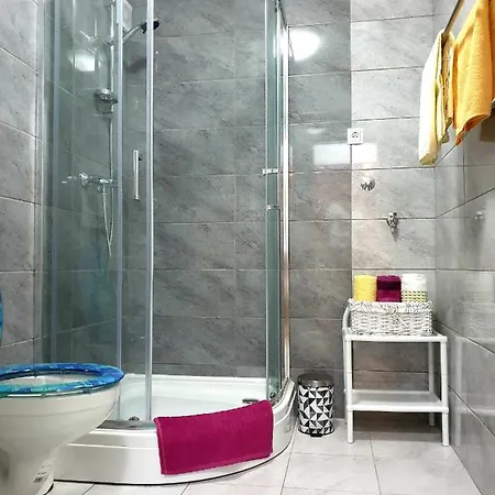 Apartment Mon Cheri-located In A Quiet Neighbourhood Near Beaches Free Parking Pula
